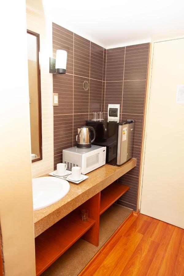 Holiday Suites Такна Екстериор снимка