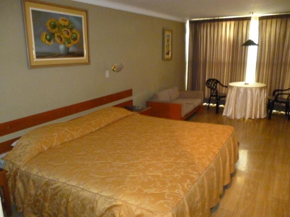 Holiday Suites Такна Екстериор снимка